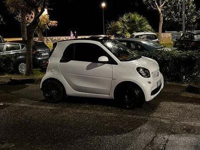 Usata 2014 Smart ForTwo Coupé Utilitaria | 8700 € (Buon prezzo)