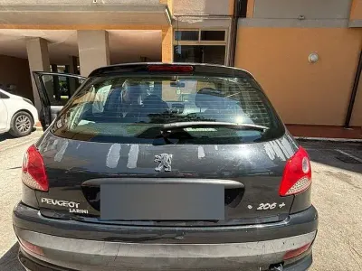 Begagnad Peugeot 206