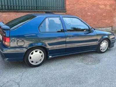 Usata Renault 19 135 CV (99 kW) 1992 Berlina