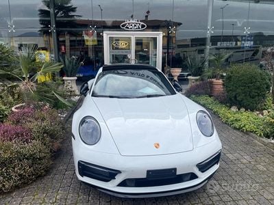 Porsche 911 Carrera GTS