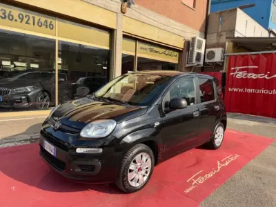 Occasion Fiat Panda Lounge 69 ch (50 kW) 2017 Noir Citadine