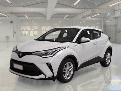 Usata Toyota C-HR Business Edition 98 CV (72 kW) 2020 Bianco SUV