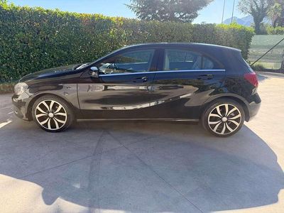 Usata Mercedes A180 109 CV (80 kW) 2013 Nero Berlina