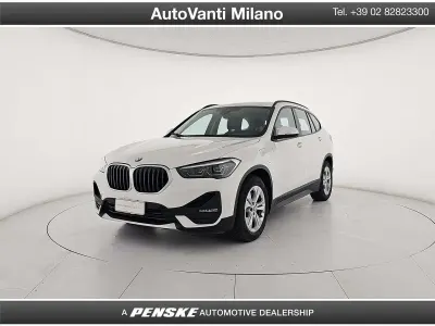 Käytetty BMW X1 Advantage 220 HP (161 kW) 2021 Valkoinen Katumaasturi