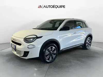 Usata Fiat 600 Pop 145 CV (106 kW) 2025 Bianco SUV
