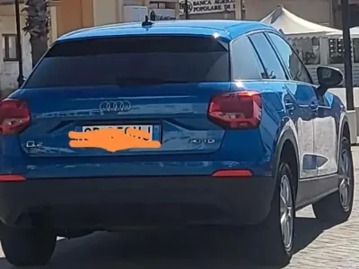 Usata Audi Q2 Business 116 CV (85 kW) 2019 Bluazzurro SUV