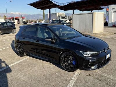 Usata VW Golf VIII R 333 CV (244 kW) 2023