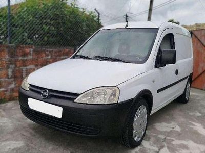 Usata Opel Combo 97 CV (71 kW) 2009 Bianco Monovolume