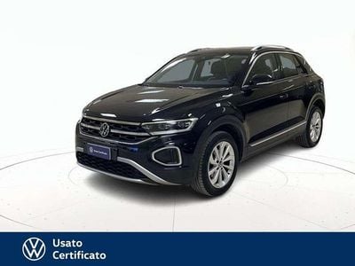 Usata VW T-Roc Style 150 CV (110 kW) 2023 Nero / pastello SUV
