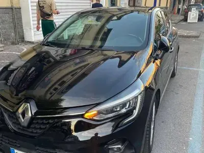 Usata Renault Clio V Intens 101 CV (74 kW) 2020 Nero Berlina
