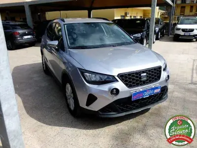 Usata Seat Arona Style 95 CV (69 kW) 2022 Grigio SUV