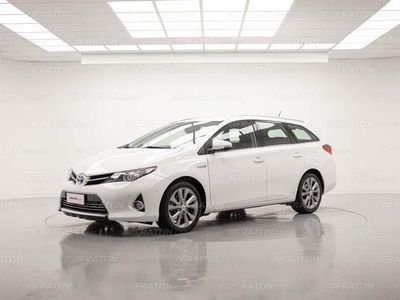 usata Toyota Auris Hybrid -