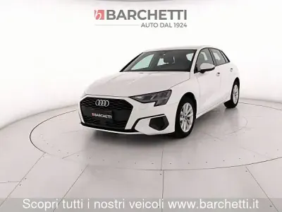 Usata Audi A3 Sportback Business 110 CV (80 kW) 2022 Bianco Utilitaria