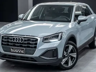 Usata Audi Q2 Ambiente 150 CV (110 kW) 2022 Grigio freccia perla SUV