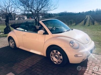 Usata VW New Beetle 101 CV (74 kW) 2004 Utilitaria