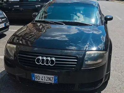 Usata Audi TT 179 CV (131 kW) 1999 Nero Coupé