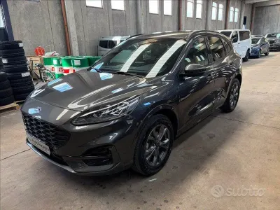 Gebraucht Ford Kuga ST-Line X 225 PS (165 kW) 2023 Grau SUV