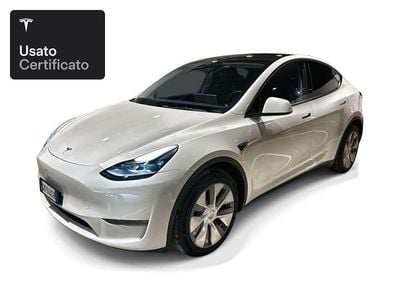 Usata Tesla Model Y Long Range AWD 258 kW (351 CV) 2023 Pearl white multicoat SUV