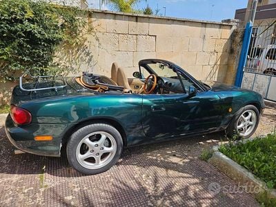 Usata Mazda MX5 110 CV (80 kW) 2002 Cabrio