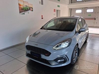 Begagnad Ford Fiesta ST 200 HK (147 kW) 2019 Grå Halvkombi