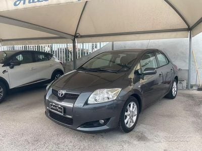 Usata Toyota Auris Sol 90 CV (66 kW) 2008 Grigio Utilitaria