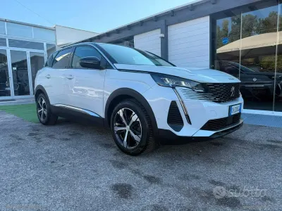 Usata Peugeot 3008 GT 131 CV (96 kW) 2021 Bianco SUV