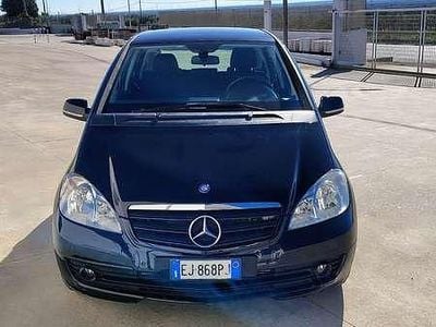 Usata Mercedes A160 Executive 95 CV (69 kW) 2011 Nero Utilitaria