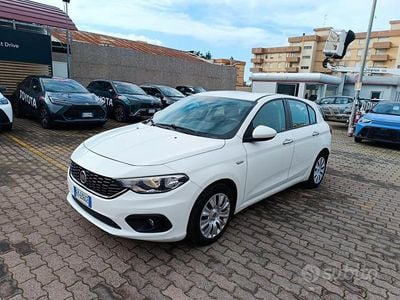 Usata Fiat Tipo Easy 95 CV (69 kW) 2017 Bianco Berlina