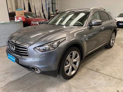 Infiniti QX70