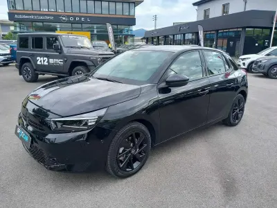 Używany Opel Corsa 101 KM (74 kW) 2024 Czarny Hatchback