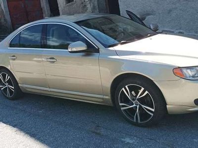 Volvo S80