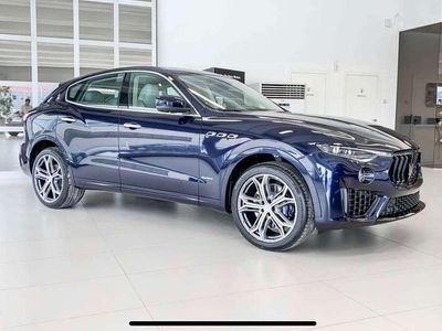 Usata Maserati Levante 250 CV (183 kW) 2021 Blu/azzurro SUV
