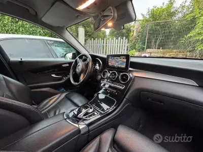 Usata Mercedes 250 211 CV (155 kW) 2018 Nero SUV