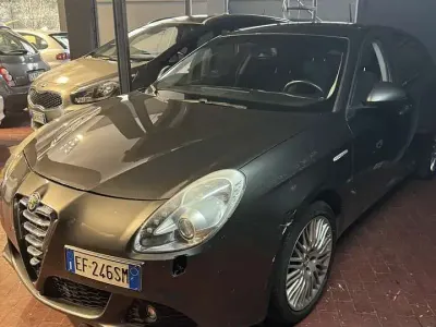 Usata Alfa Romeo Giulietta Turismo 170 CV (125 kW) 2011 Other Utilitaria
