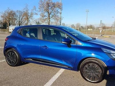 Usata Renault Clio IV Life 75 CV (55 kW) 2018 Blu/azzurro Berlina