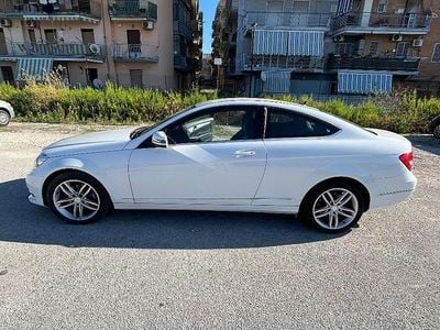 Usata Mercedes C220 150 CV (110 kW) 2014 Bianco Coupé