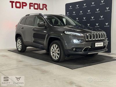 Usata Jeep Cherokee Limited 170 CV (125 kW) 2015 Grigio SUV