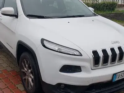 Usado Jeep Cherokee 87 CV (63 kW) 2015 Blanco SUV