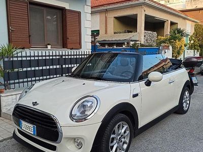 Usata Mini Cooper D Cabriolet 2017 Bianco Cabrio