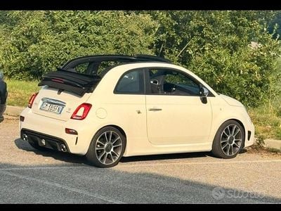 Usata Abarth 595C Turismo 165 CV (121 kW) 2023 Bianco Cabrio