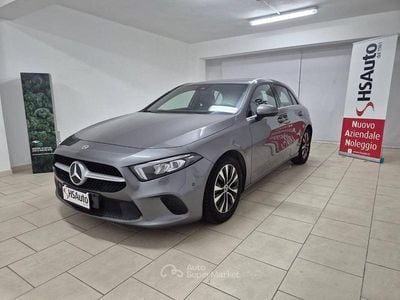 Usata Mercedes A180 Business 116 CV (85 kW) 2022 Mountaingrau (n.b modello 180 Berlina