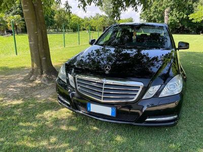 Mercedes E200