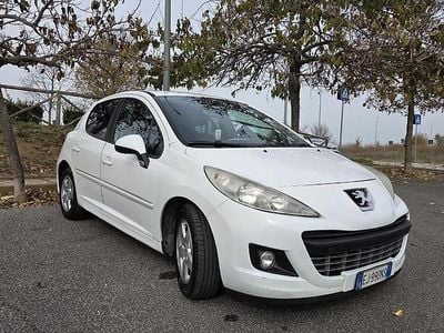 Begagnad Peugeot 207 Active 68 HK (50 kW) 2011 Vit Sedan