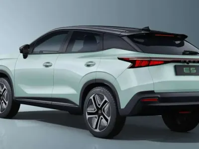 Nuova Omoda 5 91 CV (66 kW) 2026 Argento SUV