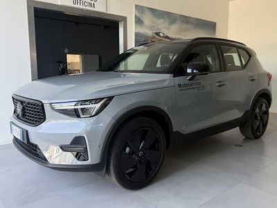 Usata Volvo XC40 Ultra 163 CV (119 kW) 2026 Grigio SUV