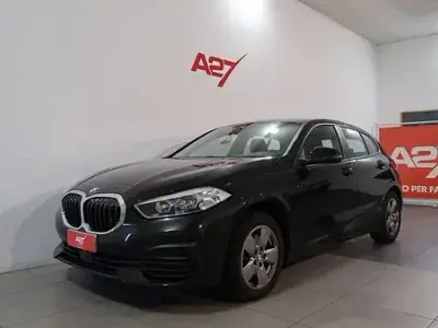 Usata BMW 116 Advantage 116 CV (85 kW) 2022 Nero Utilitaria