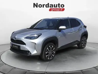 Usata Toyota Yaris Cross Trend 116 CV (85 kW) 2022 Grigio SUV