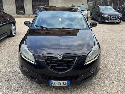 Usata Lancia Delta Gold 120 CV (88 kW) 2012 Nero Utilitaria