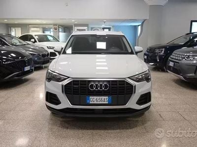 Begagnad Audi Q3 Business 150 HK (110 kW) 2021 Vit SUV