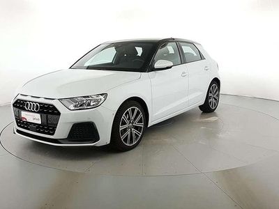 Bianco ghiaccio Usata 2019 Audi A1 Sportback Advanced Utilitaria | 21.500 € (Cara)